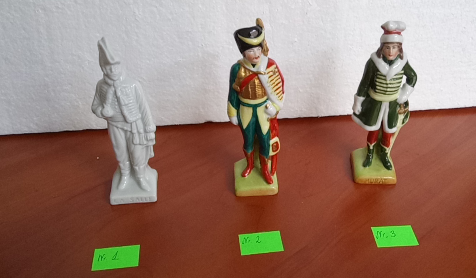 Porcelanowe figurki- Żołnierze – miniaturki